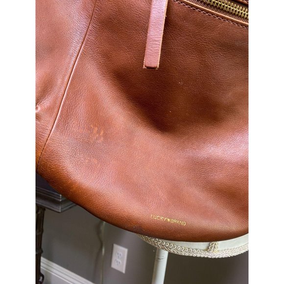 (Sold) Lucky Brand 100% Leather Zip Top Hobo Bag - Picture 3 of 12